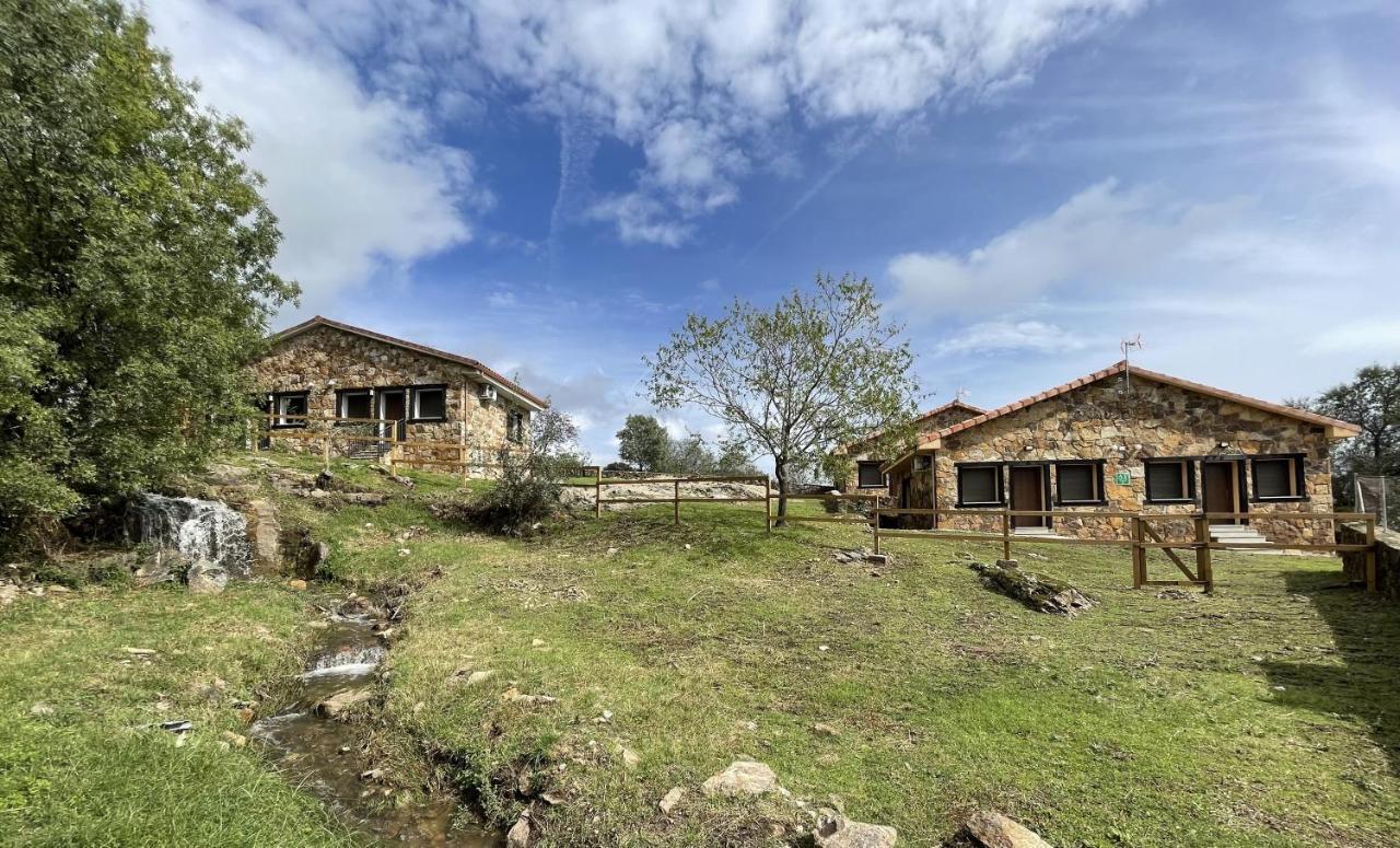 Apartamentos Los Pocillos Gargantilla del Lozoya Exterior foto